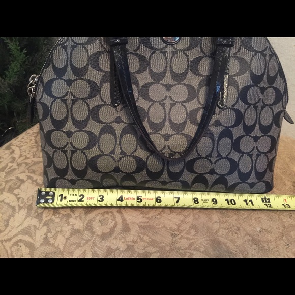 Coach Purse Black - Picture 7 of 8